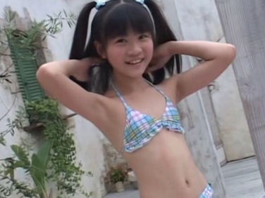 【Jrアイドル】本編では見られない 未公開映像集 おにいちゃんと一緒【三浦璃那】