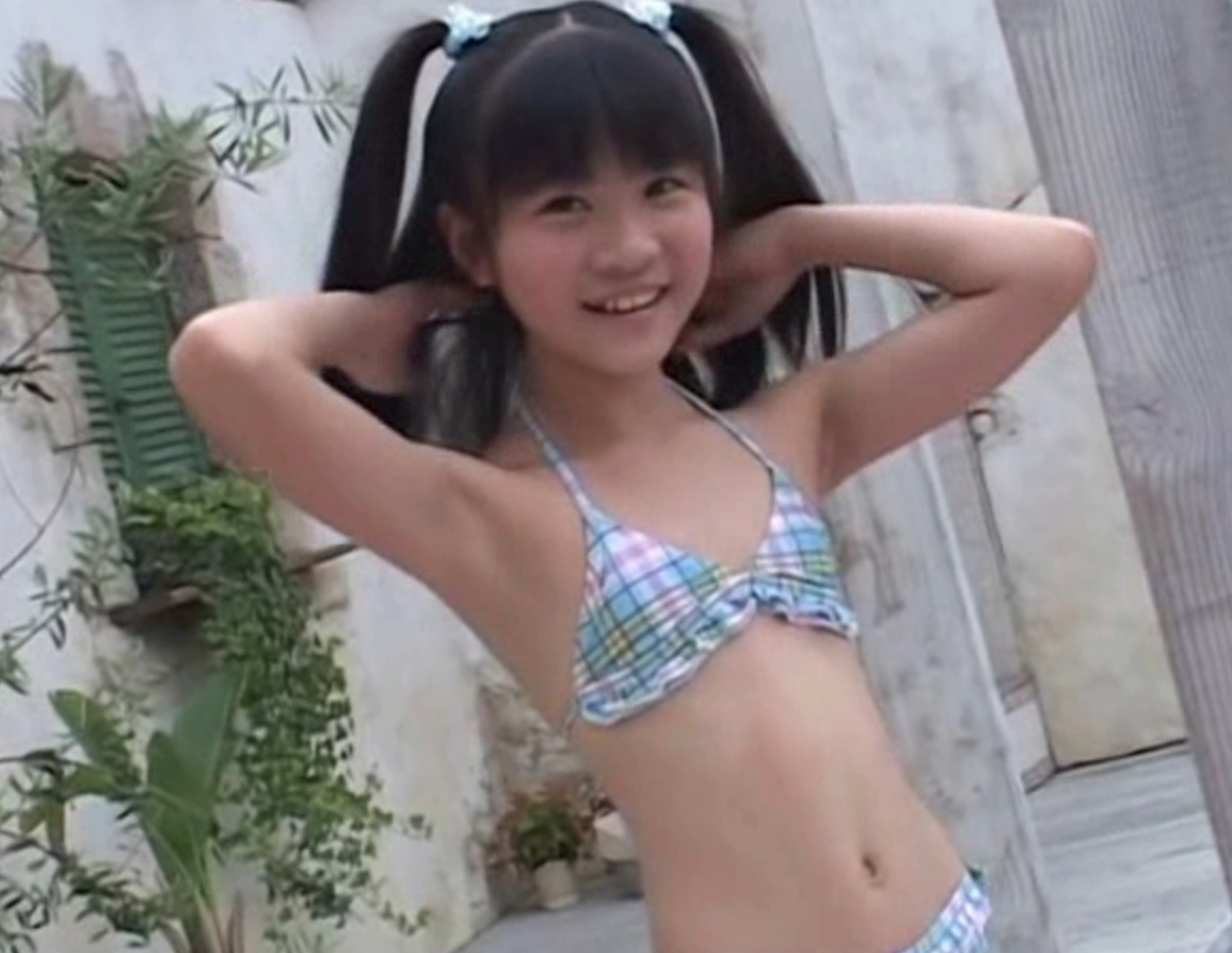 【Jrアイドル】本編では見られない 未公開映像集 おにいちゃんと一緒【三浦璃那】