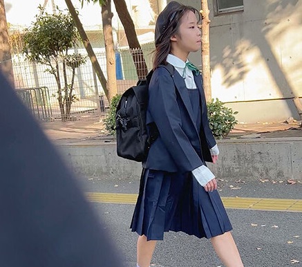 【エロ動画】つきまとい07 褐色の肌に口をぽかんと開けてふらふら歩きながら課外学習する●稚な姿を盗撮しながらつきまとい睡眠強● 連れ込み強●で孕ませ射精。鳴咽と共に盛大に吐瀉浴槽に顔から何度も沈めた監禁記録【First Star】