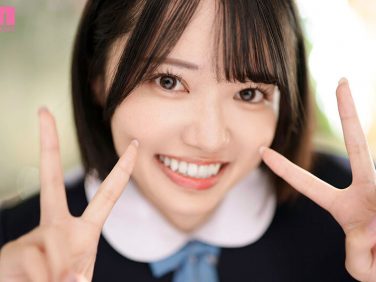 【エロ動画】【VR】もう生徒じゃないんだよ？3年間告白され続けた小悪魔な生徒の最後の誘惑…制服の下に隠された未熟なカラダと卒業記念2セックス 八坂凪【八坂凪】