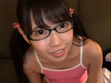 【エロ動画】オッパイの成長は止まってないモン…貧乳って言葉嫌い！！（ *｀ω´） ひなたりこ【ひなたりこ】