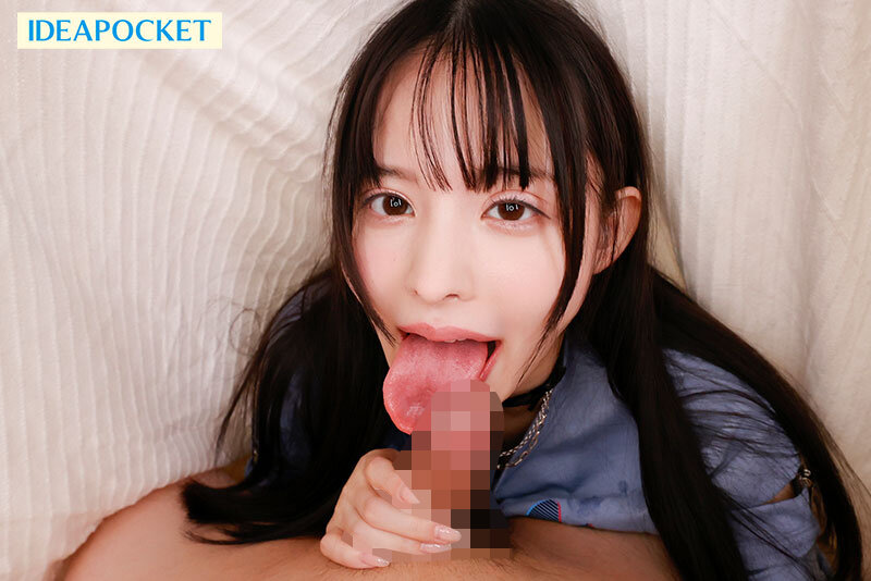 【エロ動画】10年ぶりに再会した幼馴染は今や国民的アイドルなのに童貞の僕を小悪魔パンチラ誘惑！？ 彼女の掌の上で転がされ続け2日間で10発も搾りとられました… 山田鈴奈【山田鈴奈】