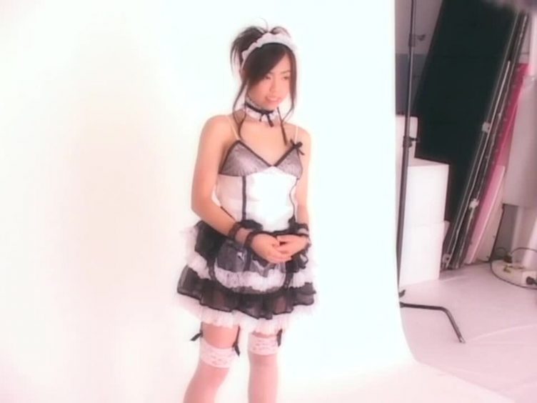 【Jrアイドル】小林かれん コスプレ姿でどこでも一緒